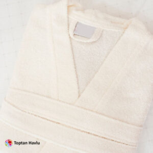 Kadın Kapüşonlu Bornoz